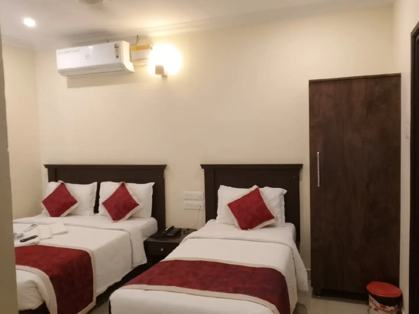 3 Bed AC Room